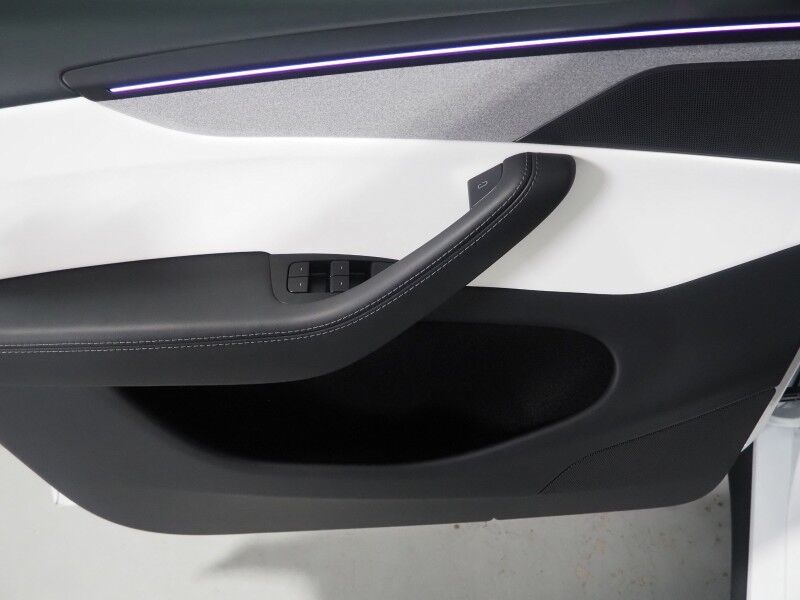 2026 Tesla Model Y Premium AWD *AUTOPILOT, NAVIGATION, SAFETY ALERTS, ADAPTIVE CRUISE, AUTOMATIC PARKING, SURROUND CAMERAS, PANORAMA GLASS ROOF, CLIMATE SEATS, HEATED STEERING, WIRELESS CHARGING Round Rock TX
