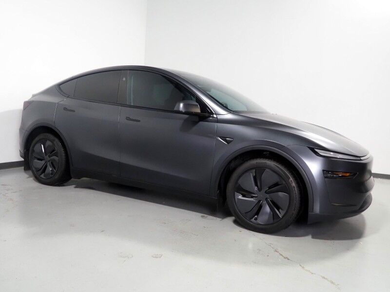 2026 Tesla Model Y Premium AWD *TRAFFIC AWARE CRUISE CONTROL, NAVIGATION, SAFETY ALERTS, AUTOMATIC PARKING, SURROUND CAMERAS, PANORAMA GLASS ROOF, CLIMATE SEATS, HEATED STEERING, WIRELESS CHARGING