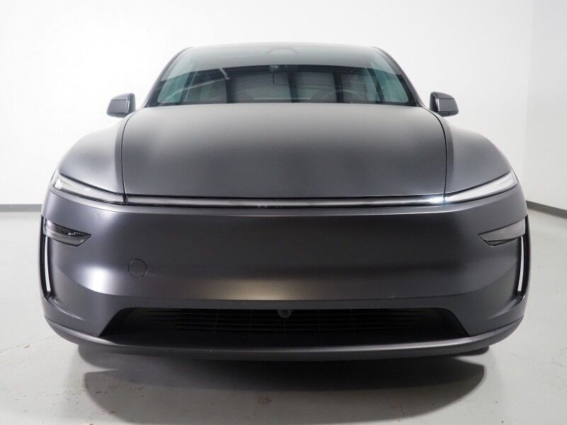2026 Tesla Model Y Premium AWD *TRAFFIC AWARE CRUISE CONTROL, NAVIGATION, SAFETY ALERTS, AUTOMATIC PARKING, SURROUND CAMERAS, PANORAMA GLASS ROOF, CLIMATE SEATS, HEATED STEERING, WIRELESS CHARGING Round Rock TX