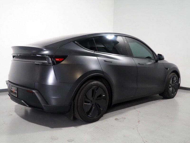 2026 Tesla Model Y Premium AWD *TRAFFIC AWARE CRUISE CONTROL, NAVIGATION, SAFETY ALERTS, AUTOMATIC PARKING, SURROUND CAMERAS, PANORAMA GLASS ROOF, CLIMATE SEATS, HEATED STEERING, WIRELESS CHARGING Round Rock TX