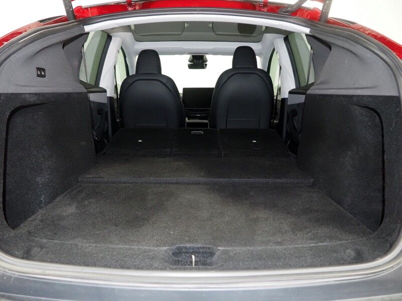 2026 Tesla Model Y Premium AWD *TRAFFIC AWARE CRUISE CONTROL, NAVIGATION, SAFETY ALERTS, AUTOMATIC PARKING, SURROUND CAMERAS, PANORAMA GLASS ROOF, CLIMATE SEATS, HEATED STEERING, WIRELESS CHARGING Round Rock TX