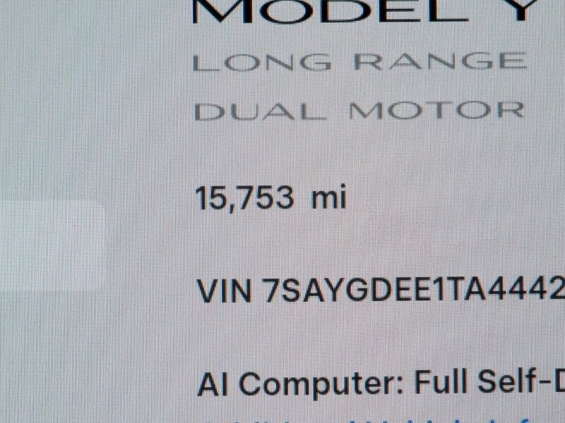 2026 Tesla Model Y Premium AWD *TRAFFIC AWARE CRUISE CONTROL, NAVIGATION, SAFETY ALERTS, AUTOMATIC PARKING, SURROUND CAMERAS, PANORAMA GLASS ROOF, CLIMATE SEATS, HEATED STEERING, WIRELESS CHARGING Round Rock TX