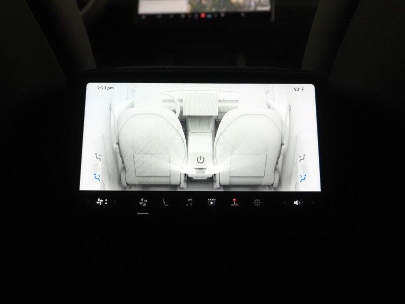 2026 Tesla Model Y Premium AWD *TRAFFIC AWARE CRUISE CONTROL, NAVIGATION, SAFETY ALERTS, AUTOMATIC PARKING, SURROUND CAMERAS, PANORAMA GLASS ROOF, CLIMATE SEATS, HEATED STEERING, WIRELESS CHARGING Round Rock TX