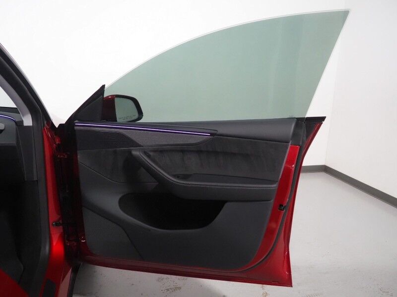 2026 Tesla Model Y Premium AWD *TRAFFIC AWARE CRUISE CONTROL, NAVIGATION, SAFETY ALERTS, AUTOMATIC PARKING, SURROUND CAMERAS, PANORAMA GLASS ROOF, CLIMATE SEATS, HEATED STEERING, WIRELESS CHARGING Round Rock TX