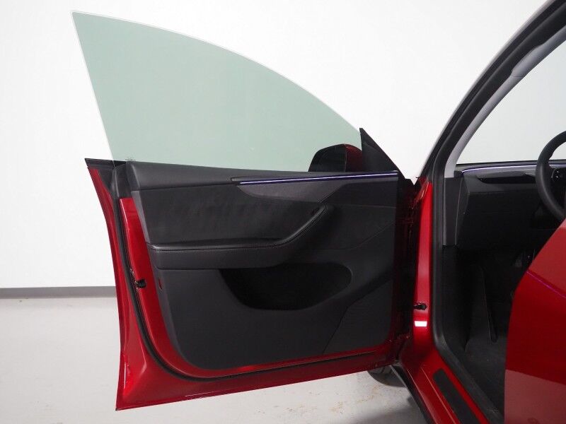 2026 Tesla Model Y Premium AWD *TRAFFIC AWARE CRUISE CONTROL, NAVIGATION, SAFETY ALERTS, AUTOMATIC PARKING, SURROUND CAMERAS, PANORAMA GLASS ROOF, CLIMATE SEATS, HEATED STEERING, WIRELESS CHARGING Round Rock TX