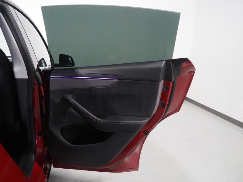 2026 Tesla Model Y Premium AWD *TRAFFIC AWARE CRUISE CONTROL, NAVIGATION, SAFETY ALERTS, AUTOMATIC PARKING, SURROUND CAMERAS, PANORAMA GLASS ROOF, CLIMATE SEATS, HEATED STEERING, WIRELESS CHARGING Round Rock TX