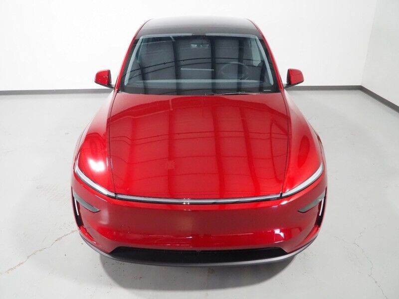 2026 Tesla Model Y Premium AWD *TRAFFIC AWARE CRUISE CONTROL, NAVIGATION, SAFETY ALERTS, AUTOMATIC PARKING, SURROUND CAMERAS, PANORAMA GLASS ROOF, CLIMATE SEATS, HEATED STEERING, WIRELESS CHARGING Round Rock TX