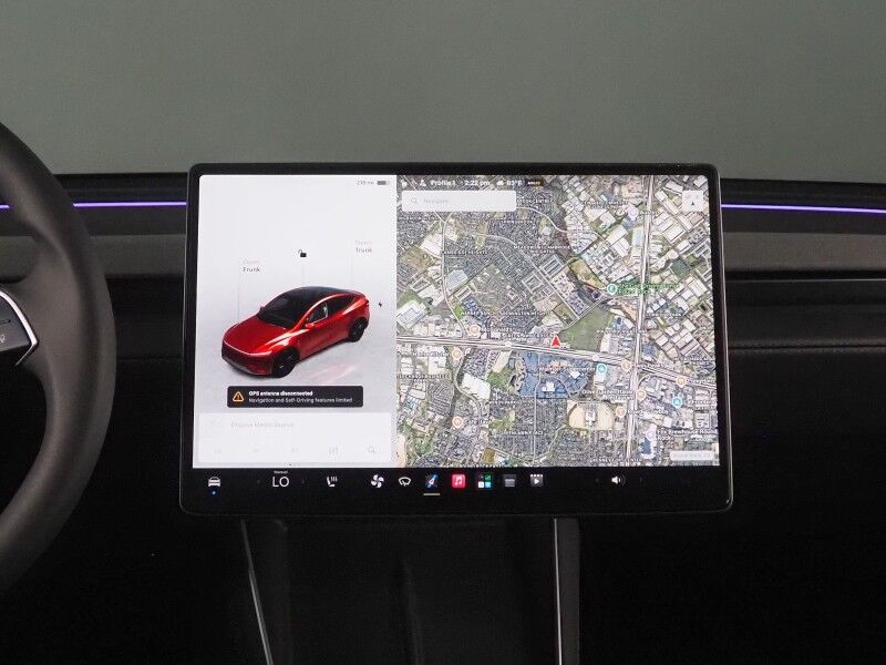2026 Tesla Model Y Premium AWD *TRAFFIC AWARE CRUISE CONTROL, NAVIGATION, SAFETY ALERTS, AUTOMATIC PARKING, SURROUND CAMERAS, PANORAMA GLASS ROOF, CLIMATE SEATS, HEATED STEERING, WIRELESS CHARGING Round Rock TX