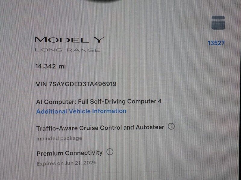 2026 Tesla Model Y Premium RWD *AUTOPILOT, NAVIGATION, SAFETY ALERTS, ADAPTIVE CRUISE, AUTOMATIC PARKING, SURROUND CAMERAS, PANORAMA GLASS ROOF, CLIMATE SEATS, HEATED STEERING, WIRELESS CHARGING Round Rock TX