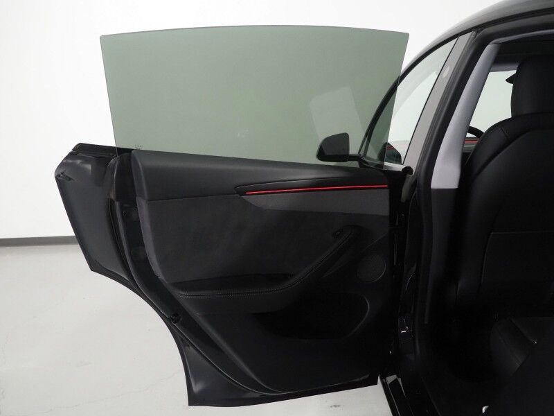 2026 Tesla Model Y Premium RWD *AUTOPILOT, NAVIGATION, SAFETY ALERTS, ADAPTIVE CRUISE, AUTOMATIC PARKING, SURROUND CAMERAS, PANORAMA GLASS ROOF, CLIMATE SEATS, HEATED STEERING, WIRELESS CHARGING Round Rock TX