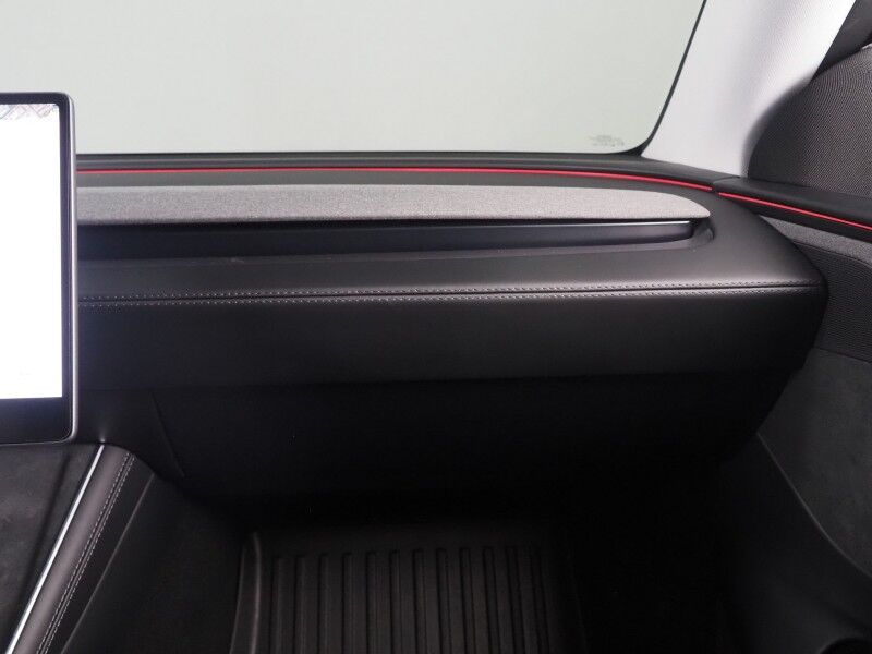 2026 Tesla Model Y Premium RWD *AUTOPILOT, NAVIGATION, SAFETY ALERTS, ADAPTIVE CRUISE, AUTOMATIC PARKING, SURROUND CAMERAS, PANORAMA GLASS ROOF, CLIMATE SEATS, HEATED STEERING, WIRELESS CHARGING Round Rock TX