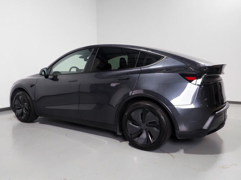 2026 Tesla Model Y Premium RWD *AUTOPILOT, NAVIGATION, SAFETY ALERTS, ADAPTIVE CRUISE, AUTOMATIC PARKING, SURROUND CAMERAS, PANORAMA GLASS ROOF, CLIMATE SEATS, HEATED STEERING, WIRELESS CHARGING Round Rock TX