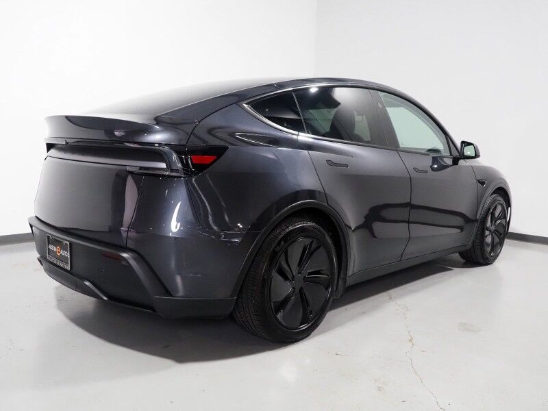 2026 Tesla Model Y Premium RWD *AUTOPILOT, NAVIGATION, SAFETY ALERTS, ADAPTIVE CRUISE, AUTOMATIC PARKING, SURROUND CAMERAS, PANORAMA GLASS ROOF, CLIMATE SEATS, HEATED STEERING, WIRELESS CHARGING Round Rock TX