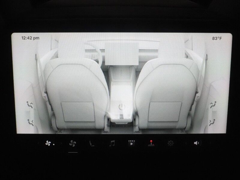 2026 Tesla Model Y Premium RWD *AUTOPILOT, NAVIGATION, SAFETY ALERTS, ADAPTIVE CRUISE, AUTOMATIC PARKING, SURROUND CAMERAS, PANORAMA GLASS ROOF, CLIMATE SEATS, HEATED STEERING, WIRELESS CHARGING Round Rock TX
