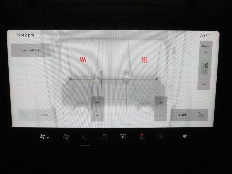 2026 Tesla Model Y Premium RWD *AUTOPILOT, NAVIGATION, SAFETY ALERTS, ADAPTIVE CRUISE, AUTOMATIC PARKING, SURROUND CAMERAS, PANORAMA GLASS ROOF, CLIMATE SEATS, HEATED STEERING, WIRELESS CHARGING Round Rock TX