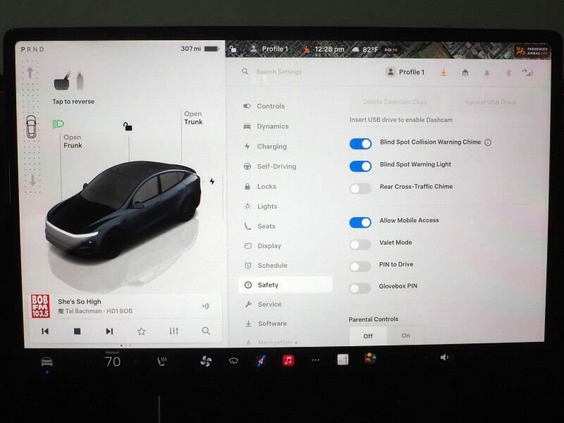 2026 Tesla Model Y Premium RWD *AUTOPILOT, NAVIGATION, SAFETY ALERTS, ADAPTIVE CRUISE, AUTOMATIC PARKING, SURROUND CAMERAS, PANORAMA GLASS ROOF, CLIMATE SEATS, HEATED STEERING, WIRELESS CHARGING Round Rock TX
