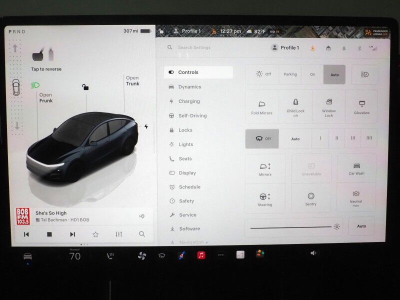 2026 Tesla Model Y Premium RWD *AUTOPILOT, NAVIGATION, SAFETY ALERTS, ADAPTIVE CRUISE, AUTOMATIC PARKING, SURROUND CAMERAS, PANORAMA GLASS ROOF, CLIMATE SEATS, HEATED STEERING, WIRELESS CHARGING Round Rock TX