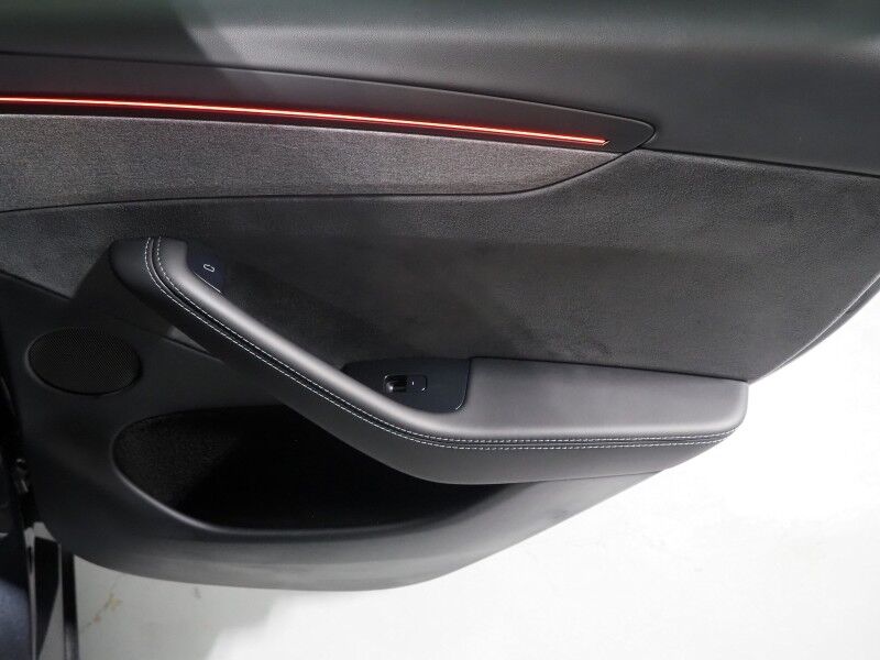 2026 Tesla Model Y Premium RWD *AUTOPILOT, NAVIGATION, SAFETY ALERTS, ADAPTIVE CRUISE, AUTOMATIC PARKING, SURROUND CAMERAS, PANORAMA GLASS ROOF, CLIMATE SEATS, HEATED STEERING, WIRELESS CHARGING Round Rock TX