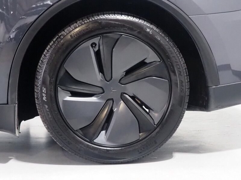 2026 Tesla Model Y Premium RWD *AUTOPILOT, NAVIGATION, SAFETY ALERTS, ADAPTIVE CRUISE, AUTOMATIC PARKING, SURROUND CAMERAS, PANORAMA GLASS ROOF, CLIMATE SEATS, HEATED STEERING, WIRELESS CHARGING Round Rock TX