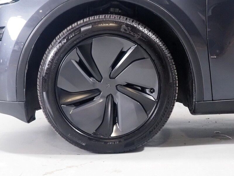 2026 Tesla Model Y Premium RWD *AUTOPILOT, NAVIGATION, SAFETY ALERTS, ADAPTIVE CRUISE, AUTOMATIC PARKING, SURROUND CAMERAS, PANORAMA GLASS ROOF, CLIMATE SEATS, HEATED STEERING, WIRELESS CHARGING Round Rock TX