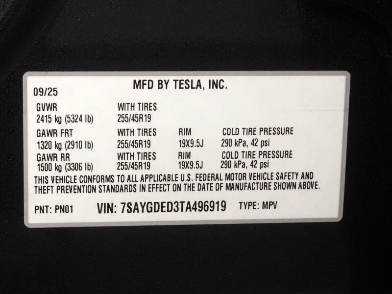 2026 Tesla Model Y Premium RWD *AUTOPILOT, NAVIGATION, SAFETY ALERTS, ADAPTIVE CRUISE, AUTOMATIC PARKING, SURROUND CAMERAS, PANORAMA GLASS ROOF, CLIMATE SEATS, HEATED STEERING, WIRELESS CHARGING Round Rock TX