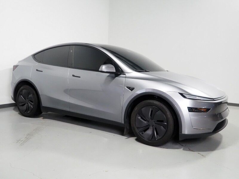 2026 Tesla Model Y Premium RWD *AUTOPILOT, NAVIGATION, SAFETY ALERTS, ADAPTIVE CRUISE, AUTOMATIC PARKING, SURROUND CAMERAS, PANORAMA GLASS ROOF, CLIMATE SEATS, HEATED STEERING, WIRELESS CHARGING