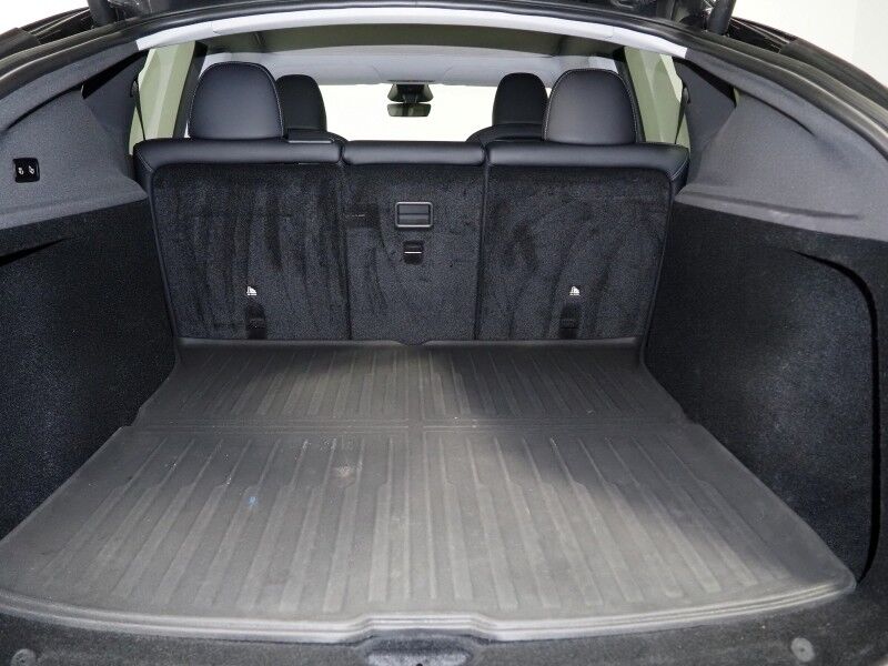 2026 Tesla Model Y Premium RWD *AUTOPILOT, NAVIGATION, SAFETY ALERTS, ADAPTIVE CRUISE, AUTOMATIC PARKING, SURROUND CAMERAS, PANORAMA GLASS ROOF, CLIMATE SEATS, HEATED STEERING, WIRELESS CHARGING Round Rock TX