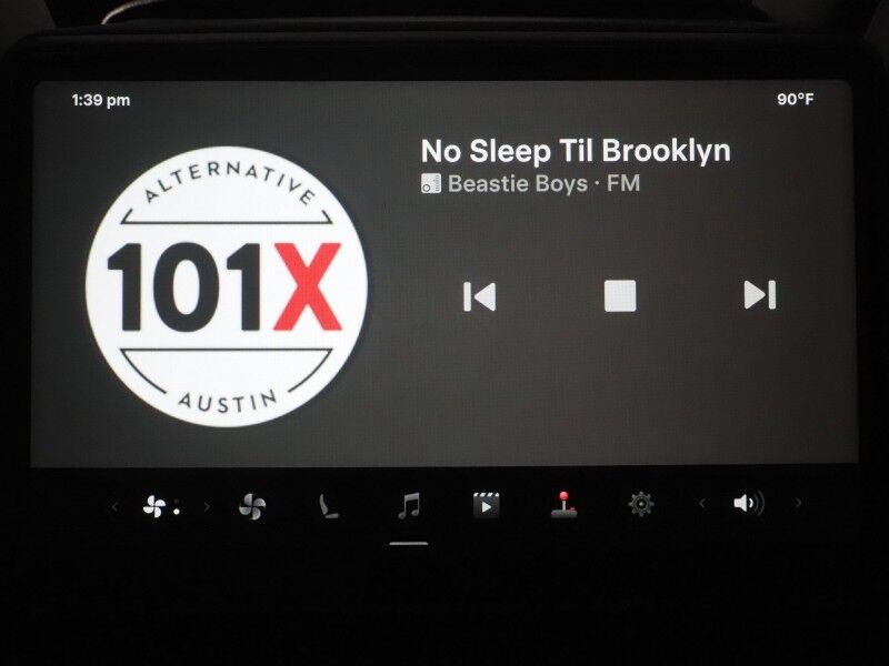 2026 Tesla Model Y Premium RWD *AUTOPILOT, NAVIGATION, SAFETY ALERTS, ADAPTIVE CRUISE, AUTOMATIC PARKING, SURROUND CAMERAS, PANORAMA GLASS ROOF, CLIMATE SEATS, HEATED STEERING, WIRELESS CHARGING Round Rock TX