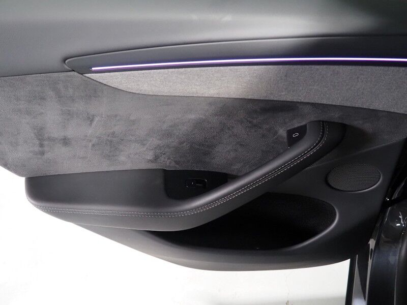 2026 Tesla Model Y Premium RWD *AUTOPILOT, NAVIGATION, SAFETY ALERTS, ADAPTIVE CRUISE, AUTOMATIC PARKING, SURROUND CAMERAS, PANORAMA GLASS ROOF, CLIMATE SEATS, HEATED STEERING, WIRELESS CHARGING Round Rock TX