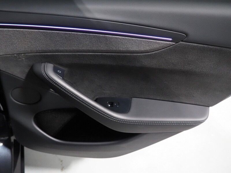 2026 Tesla Model Y Premium RWD *AUTOPILOT, NAVIGATION, SAFETY ALERTS, ADAPTIVE CRUISE, AUTOMATIC PARKING, SURROUND CAMERAS, PANORAMA GLASS ROOF, CLIMATE SEATS, HEATED STEERING, WIRELESS CHARGING Round Rock TX