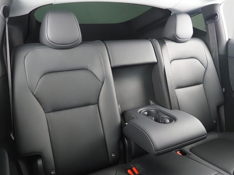 2026 Tesla Model Y Premium RWD *AUTOPILOT, NAVIGATION, SAFETY ALERTS, ADAPTIVE CRUISE, AUTOMATIC PARKING, SURROUND CAMERAS, PANORAMA GLASS ROOF, CLIMATE SEATS, HEATED STEERING, WIRELESS CHARGING Round Rock TX