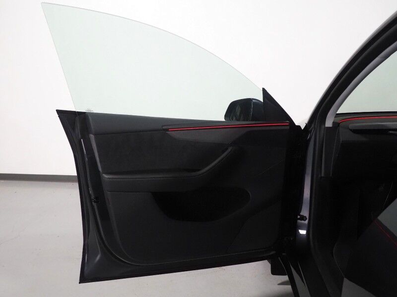 2026 Tesla Model Y Premium RWD *AUTOPILOT, NAVIGATION, SAFETY ALERTS, ADAPTIVE CRUISE, AUTOMATIC PARKING, SURROUND CAMERAS, PANORAMA GLASS ROOF, CLIMATE SEATS, HEATED STEERING, WIRELESS CHARGING Round Rock TX