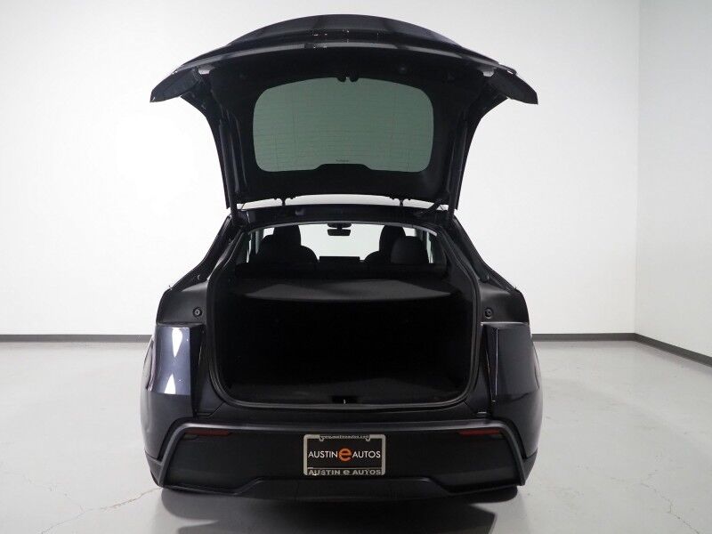 2026 Tesla Model Y Premium RWD *AUTOPILOT, NAVIGATION, SAFETY ALERTS, ADAPTIVE CRUISE, AUTOMATIC PARKING, SURROUND CAMERAS, PANORAMA GLASS ROOF, CLIMATE SEATS, HEATED STEERING, WIRELESS CHARGING Round Rock TX