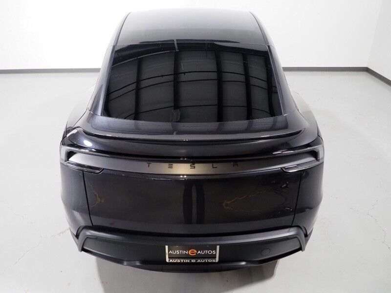 2026 Tesla Model Y Premium RWD *AUTOPILOT, NAVIGATION, SAFETY ALERTS, ADAPTIVE CRUISE, AUTOMATIC PARKING, SURROUND CAMERAS, PANORAMA GLASS ROOF, CLIMATE SEATS, HEATED STEERING, WIRELESS CHARGING Round Rock TX