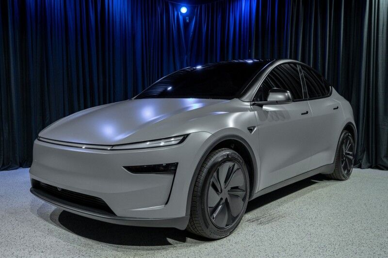 2026 Tesla Model Y Premium RWD SUV