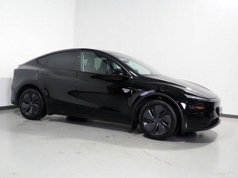 2026 Tesla Model Y Premium RWD *TRAFFIC AWARE CRUISE CONTROL, NAVIGATION, SAFETY ALERTS, AUTOMATIC PARKING, SURROUND CAMERAS, PANORAMA GLASS ROOF, CLIMATE SEATS, HEATED STEERING, WIRELESS CHARGING