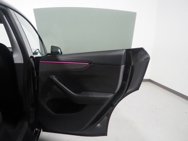 2026 Tesla Model Y Premium RWD *TRAFFIC AWARE CRUISE CONTROL, NAVIGATION, SAFETY ALERTS, AUTOMATIC PARKING, SURROUND CAMERAS, PANORAMA GLASS ROOF, CLIMATE SEATS, HEATED STEERING, WIRELESS CHARGING Round Rock TX