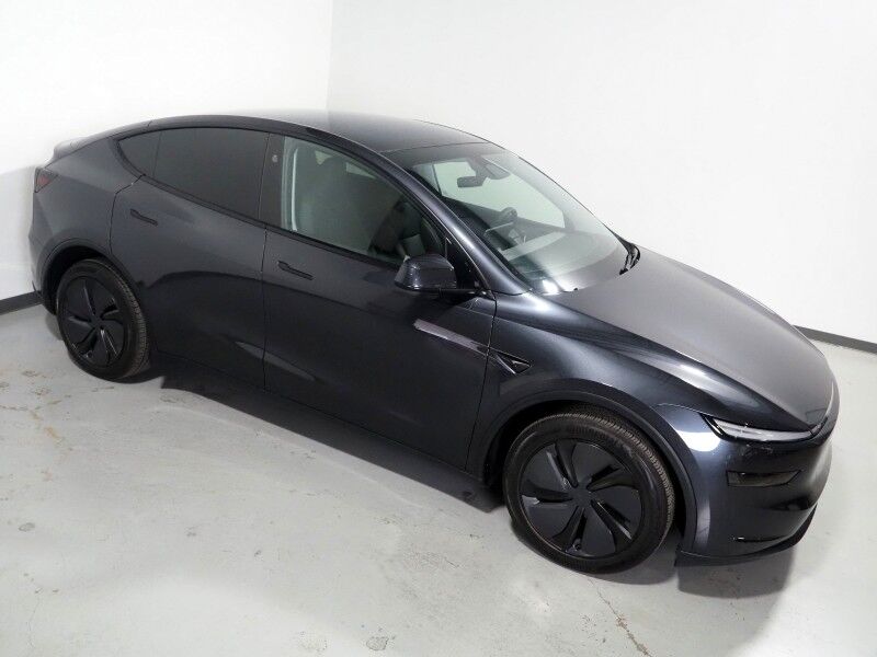 2026 Tesla Model Y Premium RWD *TRAFFIC AWARE CRUISE CONTROL, NAVIGATION, SAFETY ALERTS, AUTOMATIC PARKING, SURROUND CAMERAS, PANORAMA GLASS ROOF, CLIMATE SEATS, HEATED STEERING, WIRELESS CHARGING Round Rock TX