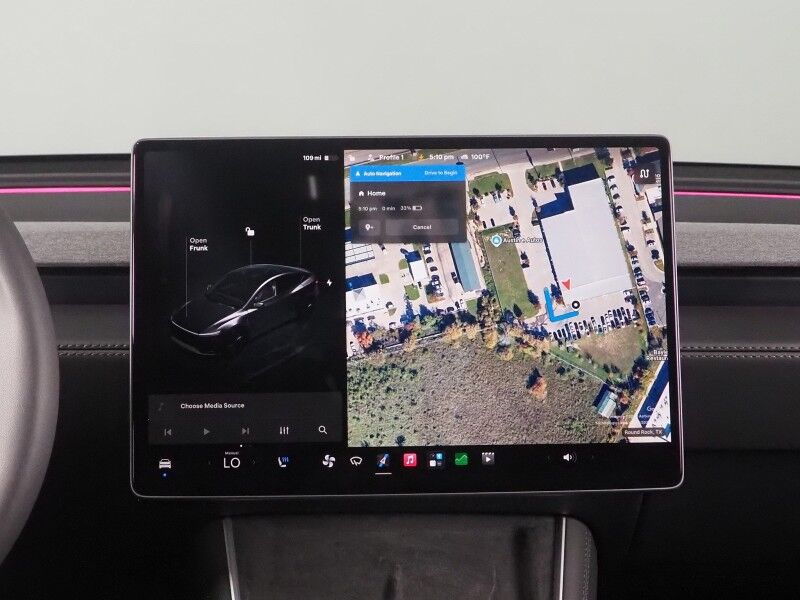 2026 Tesla Model Y Premium RWD *TRAFFIC AWARE CRUISE CONTROL, NAVIGATION, SAFETY ALERTS, AUTOMATIC PARKING, SURROUND CAMERAS, PANORAMA GLASS ROOF, CLIMATE SEATS, HEATED STEERING, WIRELESS CHARGING Round Rock TX