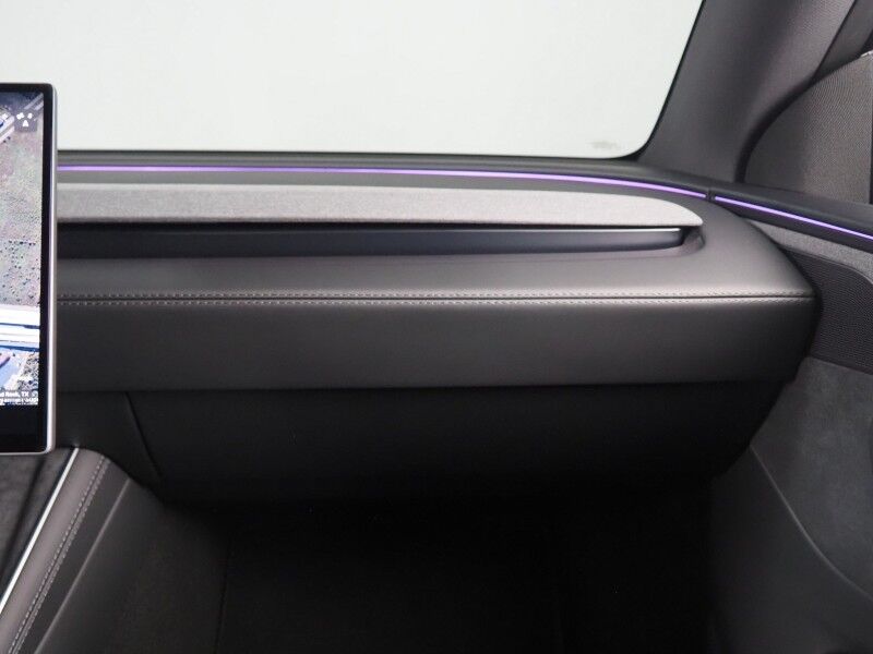 2026 Tesla Model Y Premium RWD *TRAFFIC AWARE CRUISE CONTROL, NAVIGATION, SAFETY ALERTS, AUTOMATIC PARKING, SURROUND CAMERAS, PANORAMA GLASS ROOF, CLIMATE SEATS, HEATED STEERING, WIRELESS CHARGING Round Rock TX