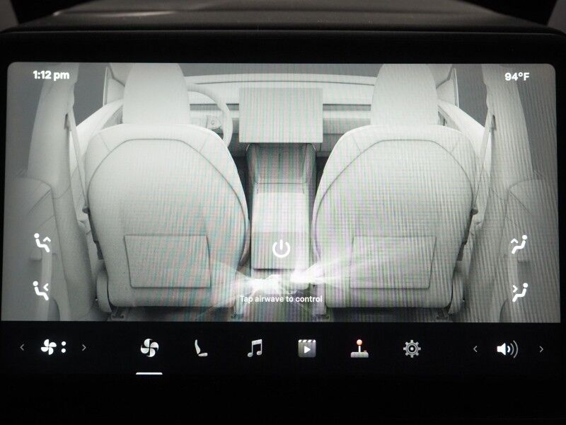 2026 Tesla Model Y Premium RWD *TRAFFIC AWARE CRUISE CONTROL, NAVIGATION, SAFETY ALERTS, AUTOMATIC PARKING, SURROUND CAMERAS, PANORAMA GLASS ROOF, CLIMATE SEATS, HEATED STEERING, WIRELESS CHARGING Round Rock TX