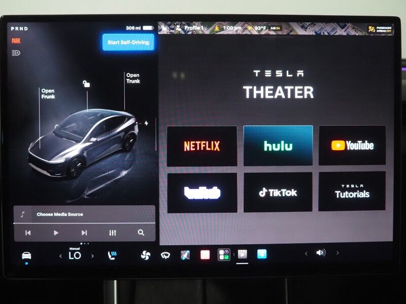 2026 Tesla Model Y Premium RWD *TRAFFIC AWARE CRUISE CONTROL, NAVIGATION, SAFETY ALERTS, AUTOMATIC PARKING, SURROUND CAMERAS, PANORAMA GLASS ROOF, CLIMATE SEATS, HEATED STEERING, WIRELESS CHARGING Round Rock TX