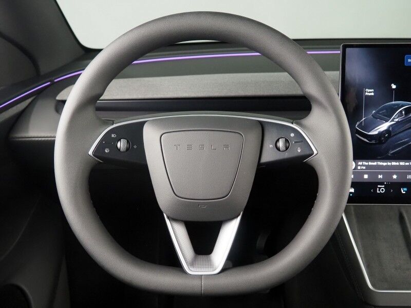 2026 Tesla Model Y Premium RWD *TRAFFIC AWARE CRUISE CONTROL, NAVIGATION, SAFETY ALERTS, AUTOMATIC PARKING, SURROUND CAMERAS, PANORAMA GLASS ROOF, CLIMATE SEATS, HEATED STEERING, WIRELESS CHARGING Round Rock TX