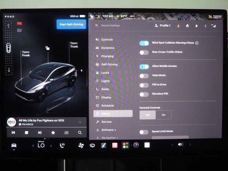 2026 Tesla Model Y Premium RWD *TRAFFIC AWARE CRUISE CONTROL, NAVIGATION, SAFETY ALERTS, AUTOMATIC PARKING, SURROUND CAMERAS, PANORAMA GLASS ROOF, CLIMATE SEATS, HEATED STEERING, WIRELESS CHARGING Round Rock TX