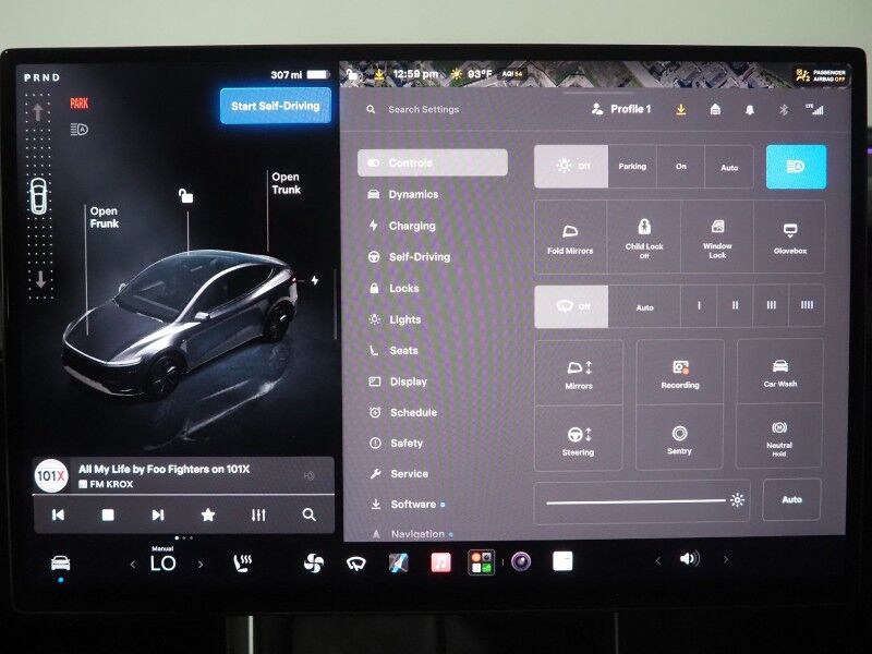 2026 Tesla Model Y Premium RWD *TRAFFIC AWARE CRUISE CONTROL, NAVIGATION, SAFETY ALERTS, AUTOMATIC PARKING, SURROUND CAMERAS, PANORAMA GLASS ROOF, CLIMATE SEATS, HEATED STEERING, WIRELESS CHARGING Round Rock TX