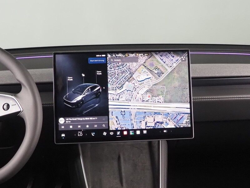2026 Tesla Model Y Premium RWD *TRAFFIC AWARE CRUISE CONTROL, NAVIGATION, SAFETY ALERTS, AUTOMATIC PARKING, SURROUND CAMERAS, PANORAMA GLASS ROOF, CLIMATE SEATS, HEATED STEERING, WIRELESS CHARGING Round Rock TX