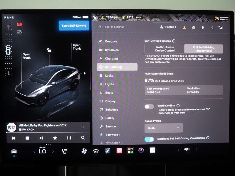 2026 Tesla Model Y Premium RWD *TRAFFIC AWARE CRUISE CONTROL, NAVIGATION, SAFETY ALERTS, AUTOMATIC PARKING, SURROUND CAMERAS, PANORAMA GLASS ROOF, CLIMATE SEATS, HEATED STEERING, WIRELESS CHARGING Round Rock TX