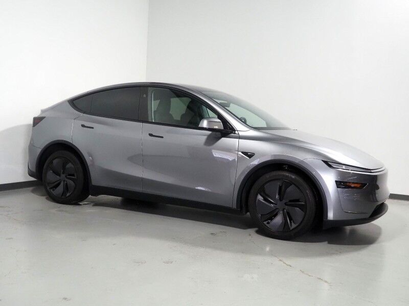 2026 Tesla Model Y Premium RWD *TRAFFIC AWARE CRUISE CONTROL, NAVIGATION, SAFETY ALERTS, AUTOMATIC PARKING, SURROUND CAMERAS, PANORAMA GLASS ROOF, CLIMATE SEATS, HEATED STEERING, WIRELESS CHARGING