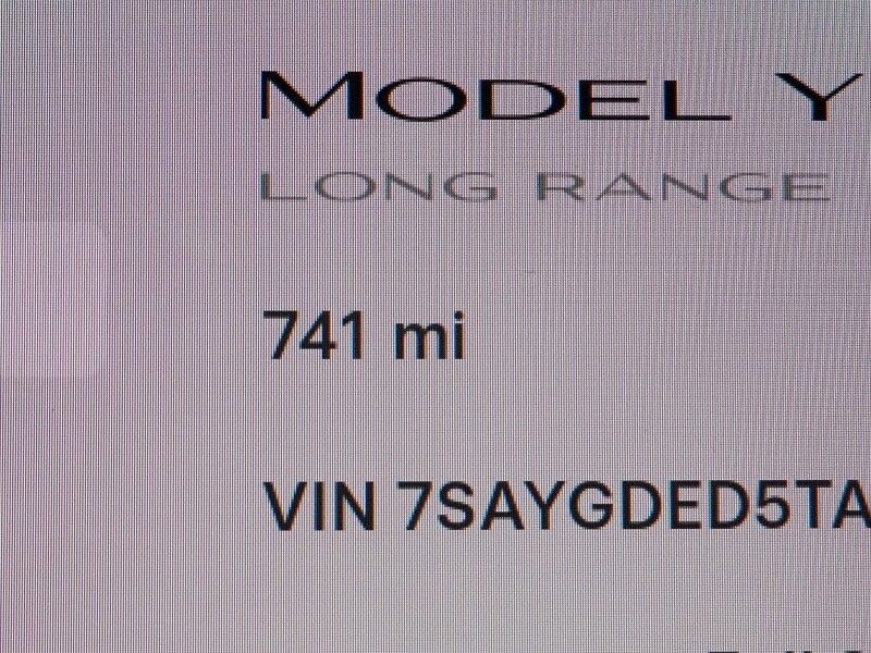 2026 Tesla Model Y Premium RWD *TRAFFIC AWARE CRUISE CONTROL, NAVIGATION, SAFETY ALERTS, AUTOMATIC PARKING, SURROUND CAMERAS, PANORAMA GLASS ROOF, CLIMATE SEATS, HEATED STEERING, WIRELESS CHARGING Round Rock TX
