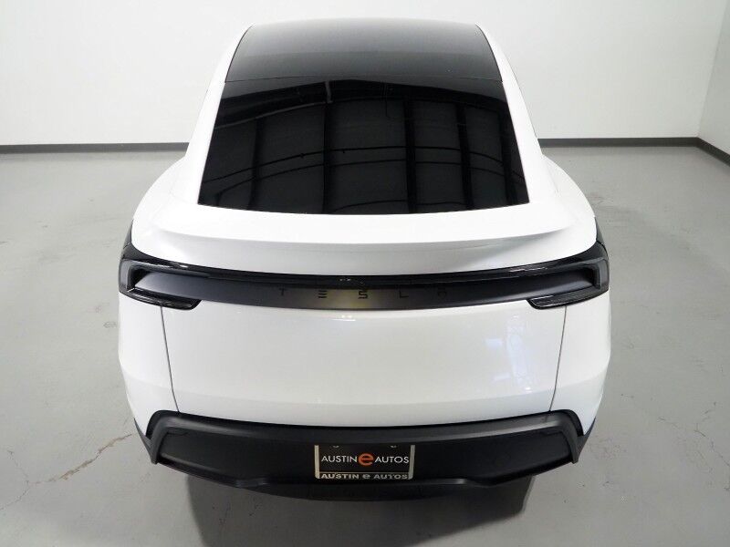 2026 Tesla Model Y Premium RWD *TRAFFIC AWARE CRUISE CONTROL, NAVIGATION, SAFETY ALERTS, AUTOMATIC PARKING, SURROUND CAMERAS, PANORAMA GLASS ROOF, CLIMATE SEATS, HEATED STEERING, WIRELESS CHARGING Round Rock TX